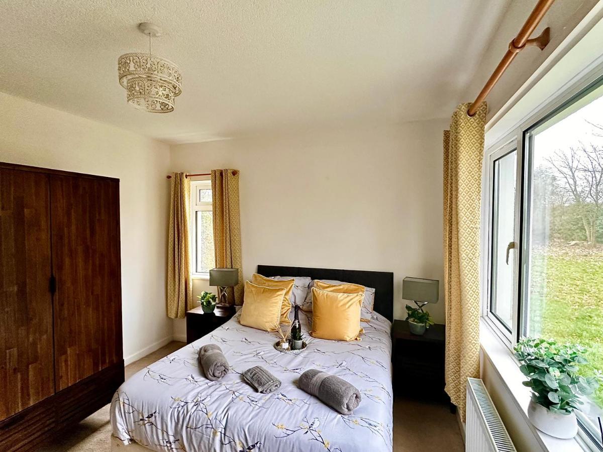 Three Bedroom Rural, Relaxing And Peaceful,Dogs Welcome! With Cymru Holidays Abergavenny Exterior photo