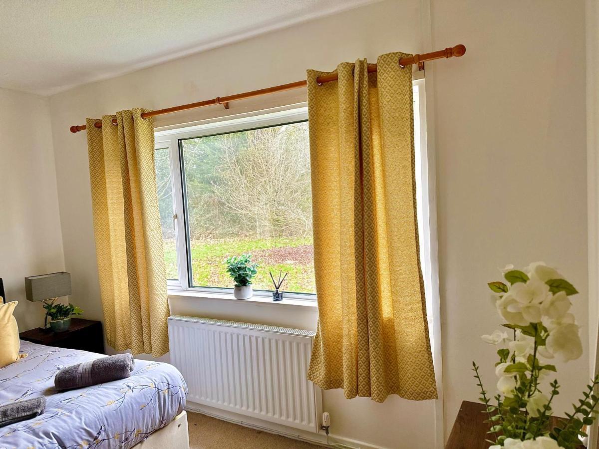 Three Bedroom Rural, Relaxing And Peaceful,Dogs Welcome! With Cymru Holidays Abergavenny Exterior photo